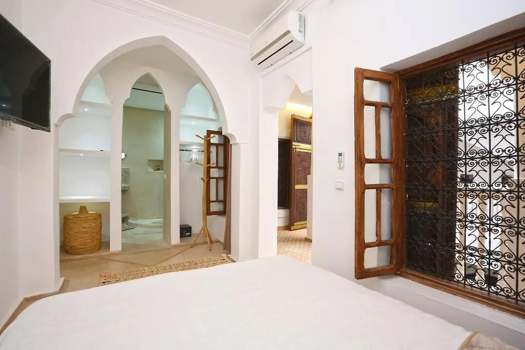 ヴィラ Riad El Khir En Centre Ville Rooftop Et Bassin マラケシュ